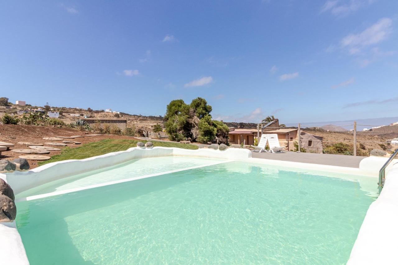 Flatguest Charming House + Pool + Terrace + Views Villa Santa Maria de Guia de Gran Canaria Exterior photo